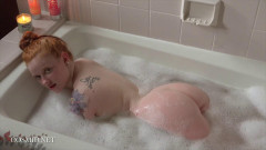 Kaycee Tub  720p | Download from Files Monster