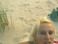 Beach sucking of bitch | Download from Files Monster