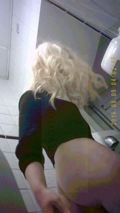 Camera in the student toilet vol.31 | Download from Files Monster