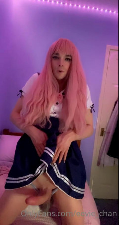 OnlyFans - Evie (eevie chan) part 02