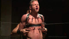 Joseph Rough - The stud can really take it 30minutesoftorment