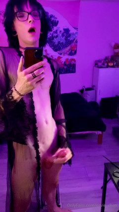 OnlyFans - Evie (eevie chan) part 05