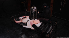 It cut throat razor brutalMaster