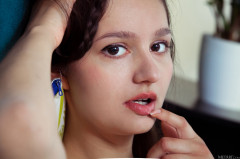 Adeline Seduce