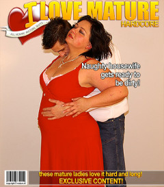 Lena (37) - Mature toyboy | Download from Files Monster