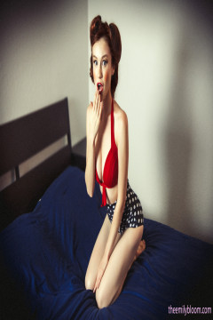 Pinup - Emily Bloom | Download from Files Monster
