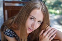 Lina Diamond Presenting | Download from Files Monster
